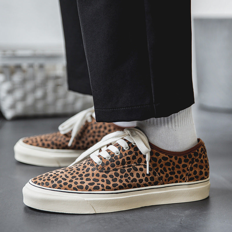 LEOPARD PRINT LOW TOP CASUAL SNEAKERS