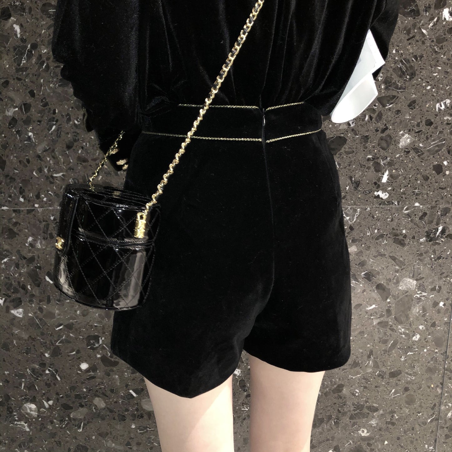VELVET SHORTS