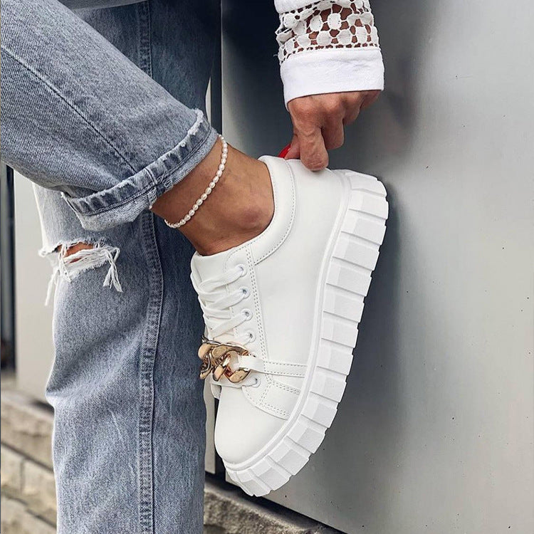 THICK SOLE LOW-TOP SNEAKER