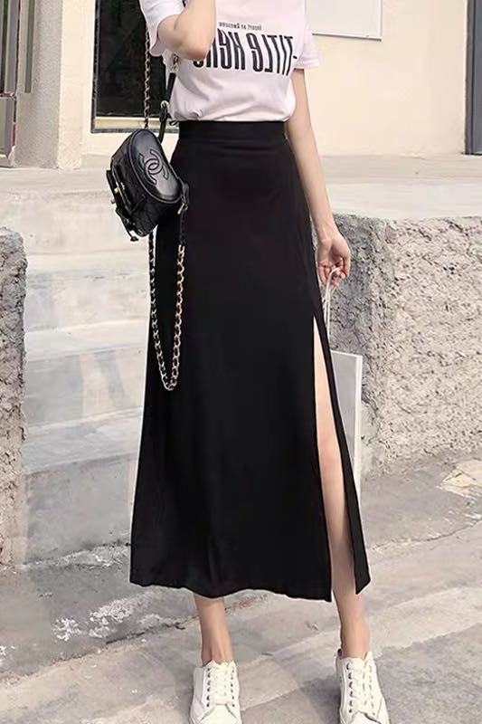 LENGTHY SLIT SKIRT