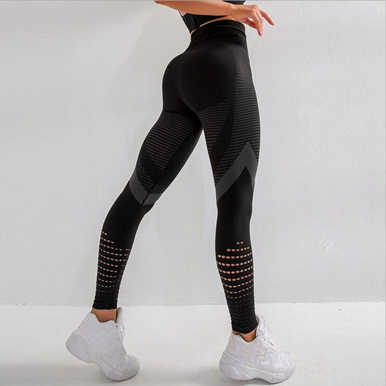 BREATHABLE HIGH-WAIST LEGGING