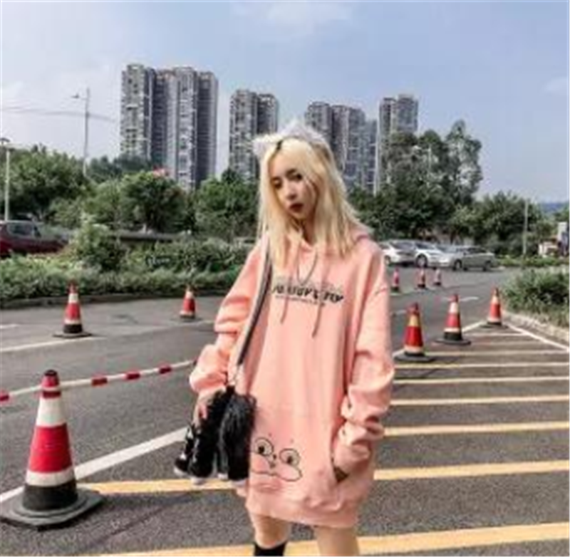 BUNNY EAR OVERSIZED HOODIE