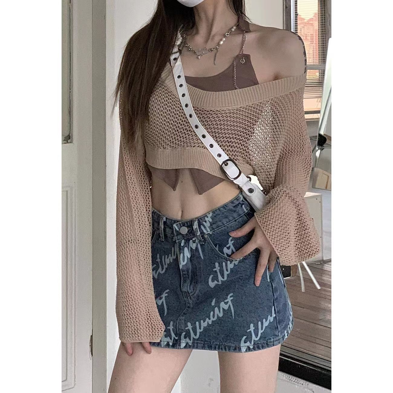 BLOUSE WITH FISHNET CROPPED TOP