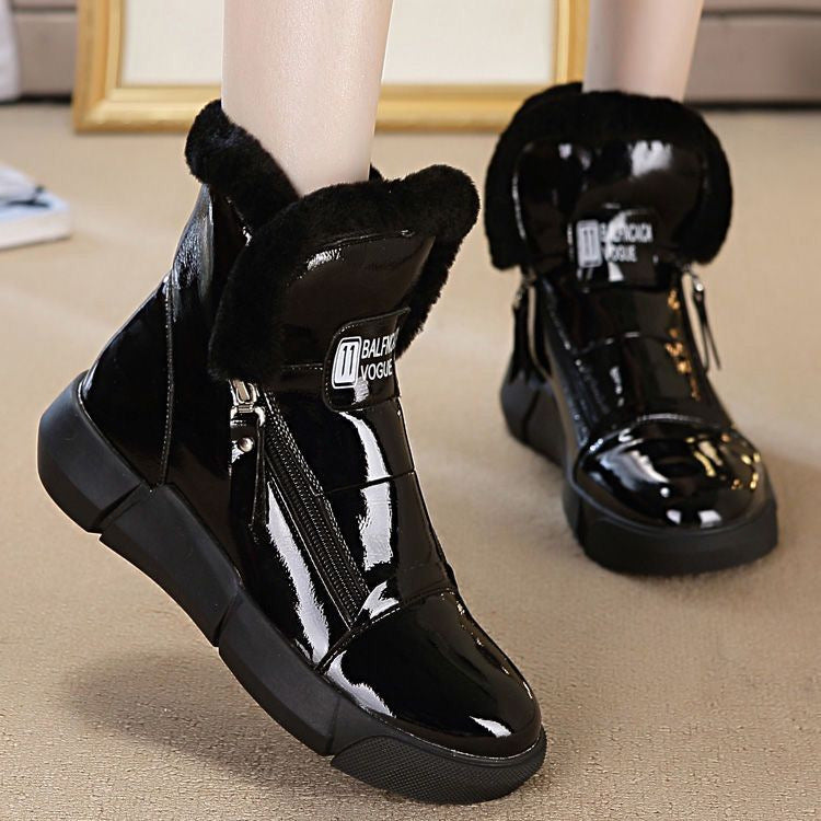 FLEECE ZIPPER MID-TOP SNEAKER