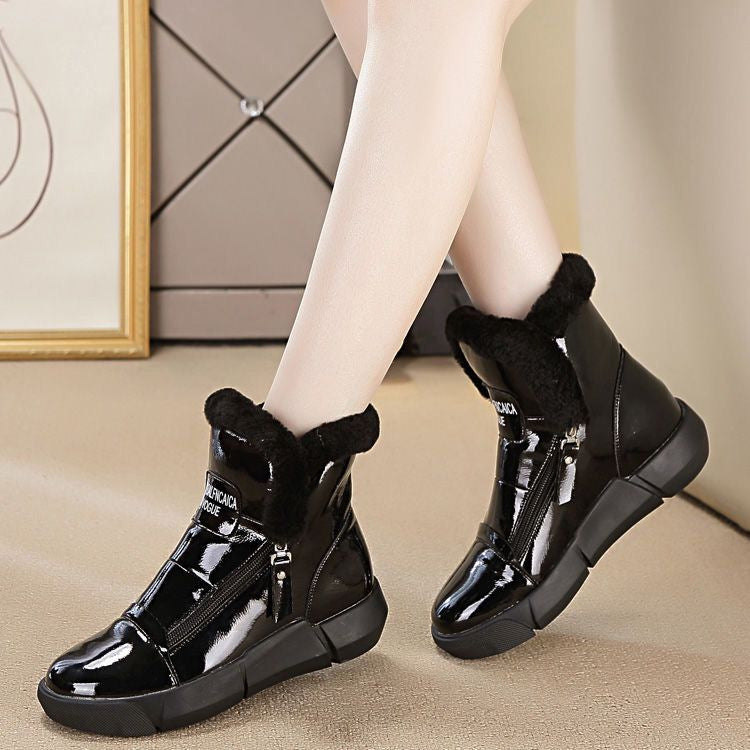 FLEECE ZIPPER MID-TOP SNEAKER