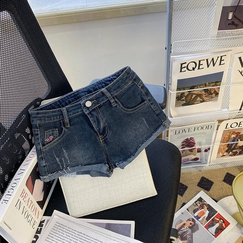Low Waist Curling Denim Shorts