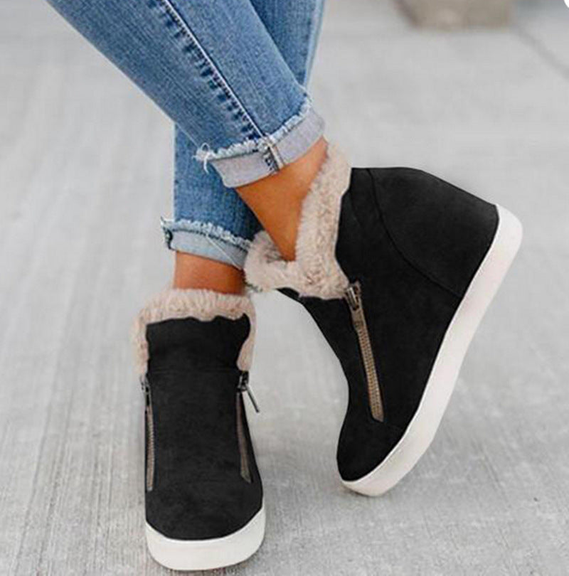 ANIMAL PRINT ZIPPER FLEECE SNEAKER