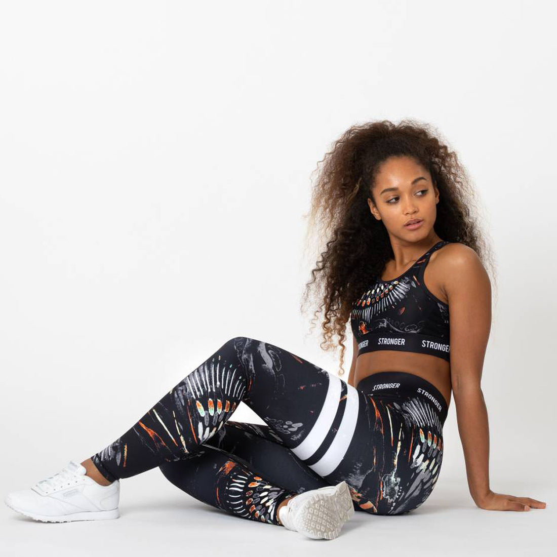 HIGH-WAIST LEGGING