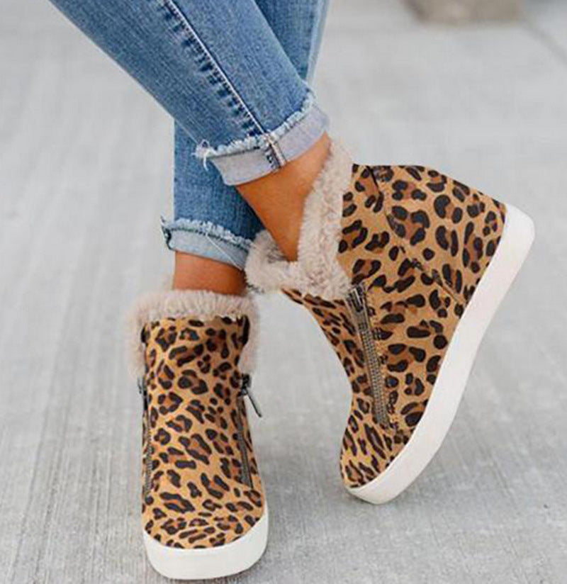 ANIMAL PRINT ZIPPER FLEECE SNEAKER