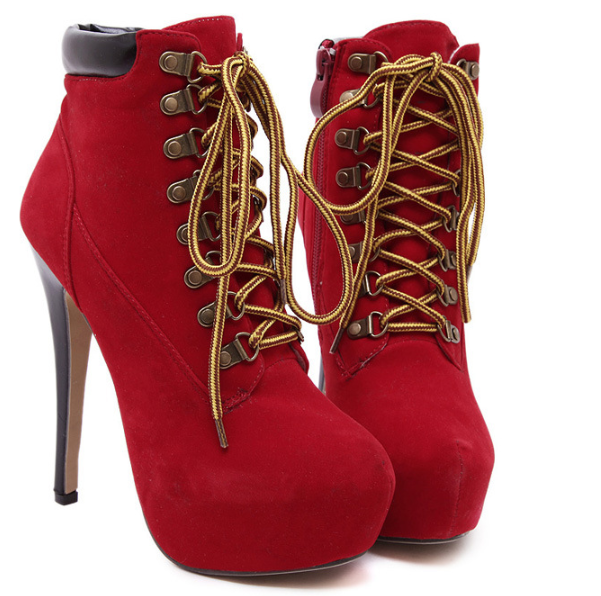 LACES BOOTS