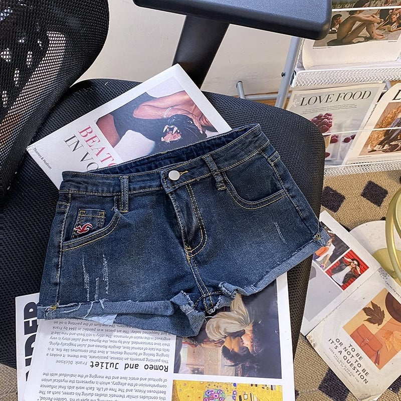 Low Waist Curling Denim Shorts