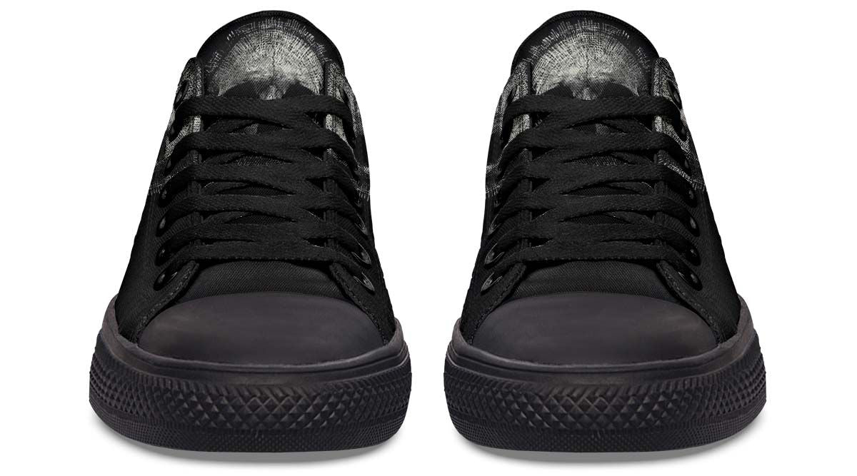 LOW TOPS SKULL PRINT DESIGN SHOES