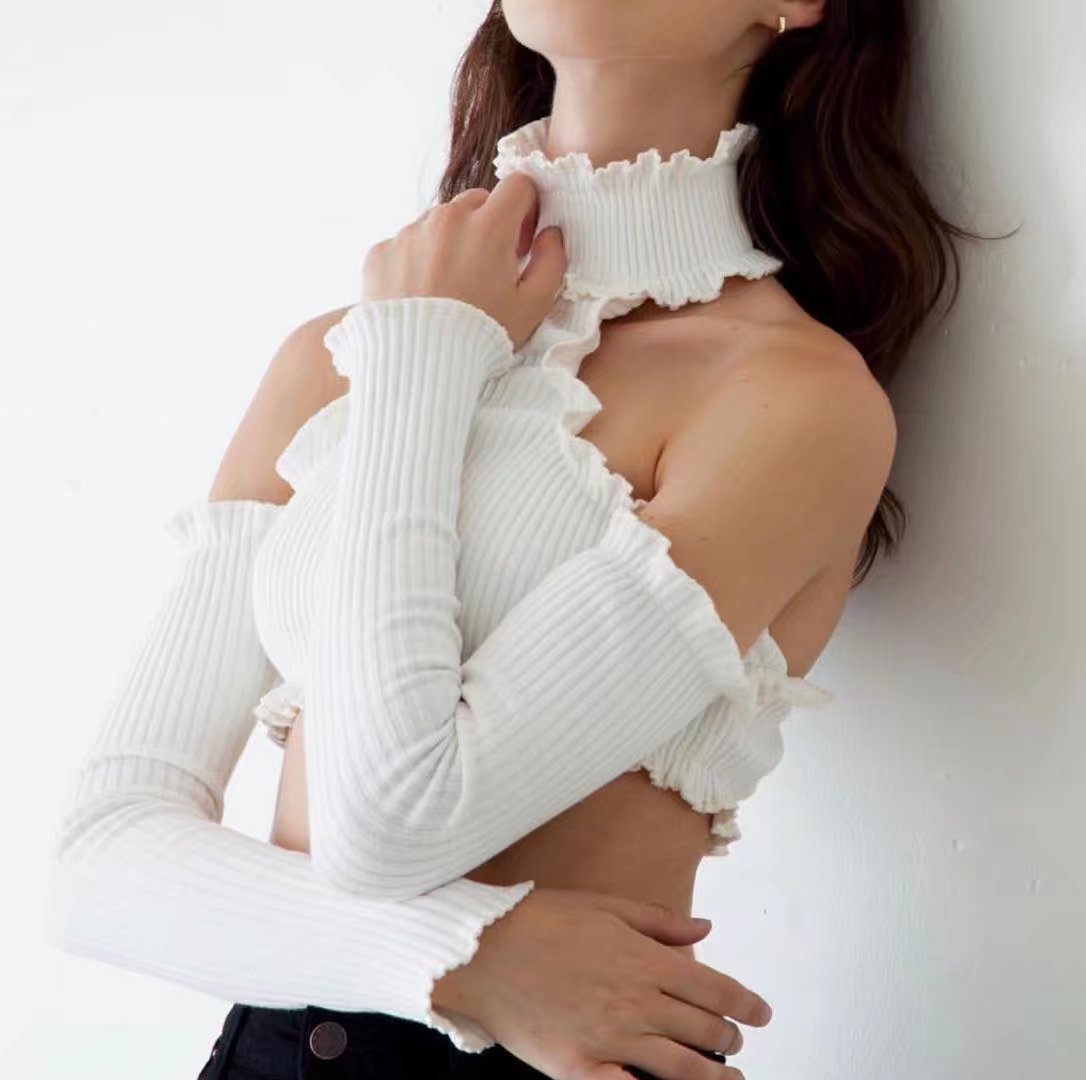 Ribbed Halter Long Sleeve Crop-Top