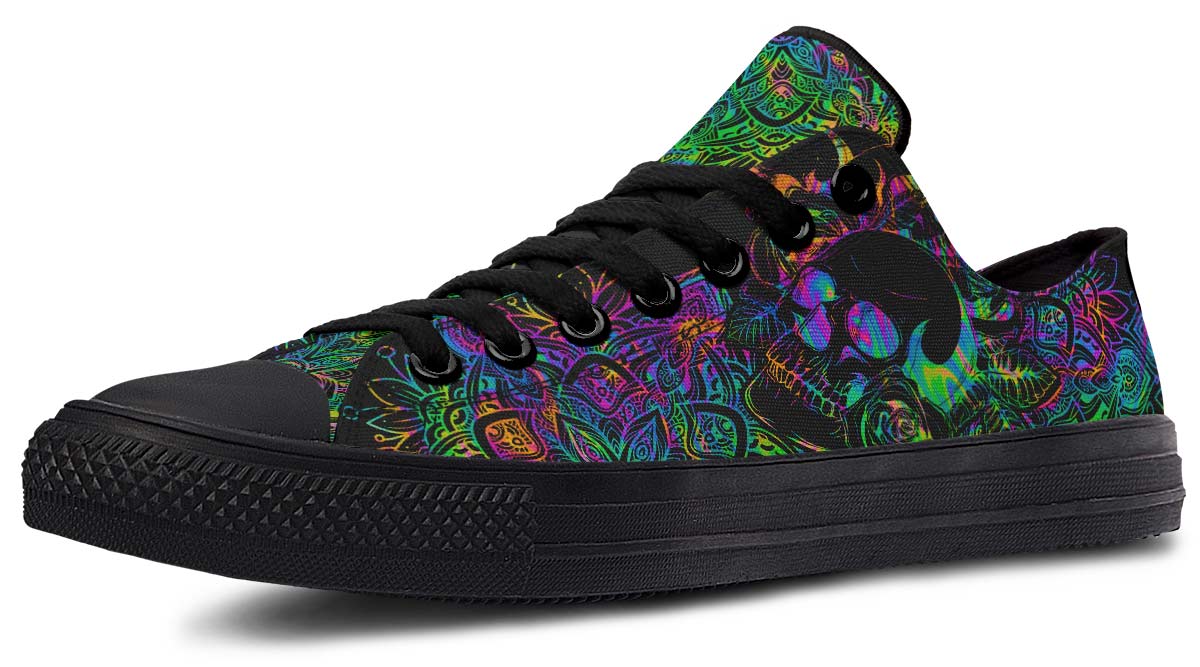 LOW TOPS SKULL PRINT DESIGN SHOES