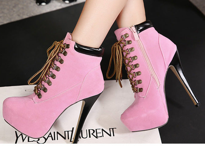 LACES BOOTS