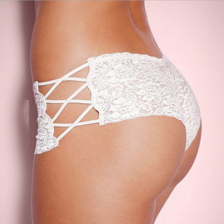 HIPSTER CUT-OUT PANTY