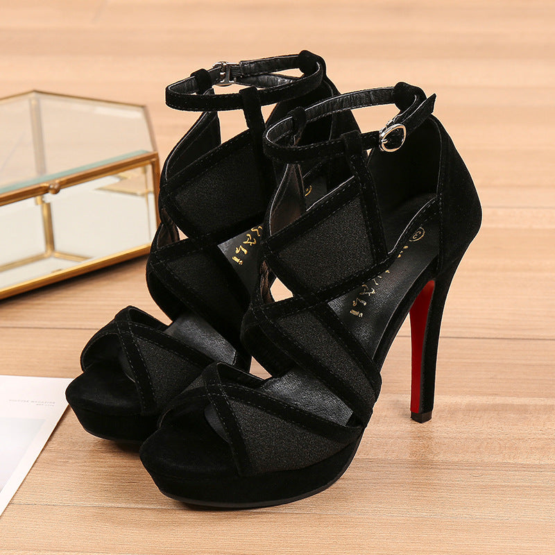 CUT-OUT HEELS