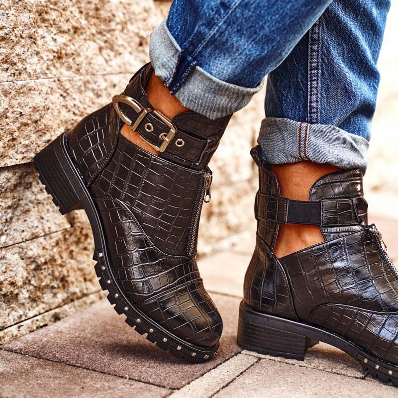 LEATHER BOOTS