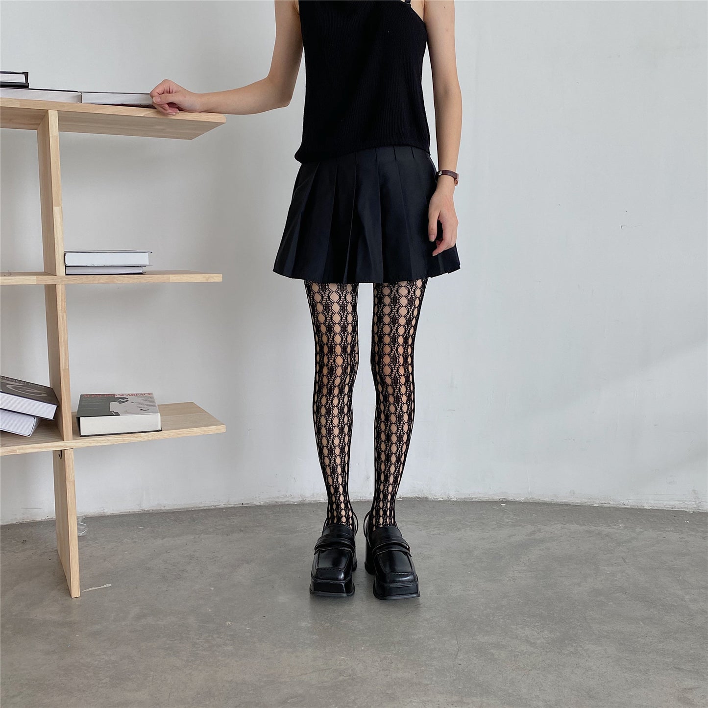 LACE SHEER STOCKINGS
