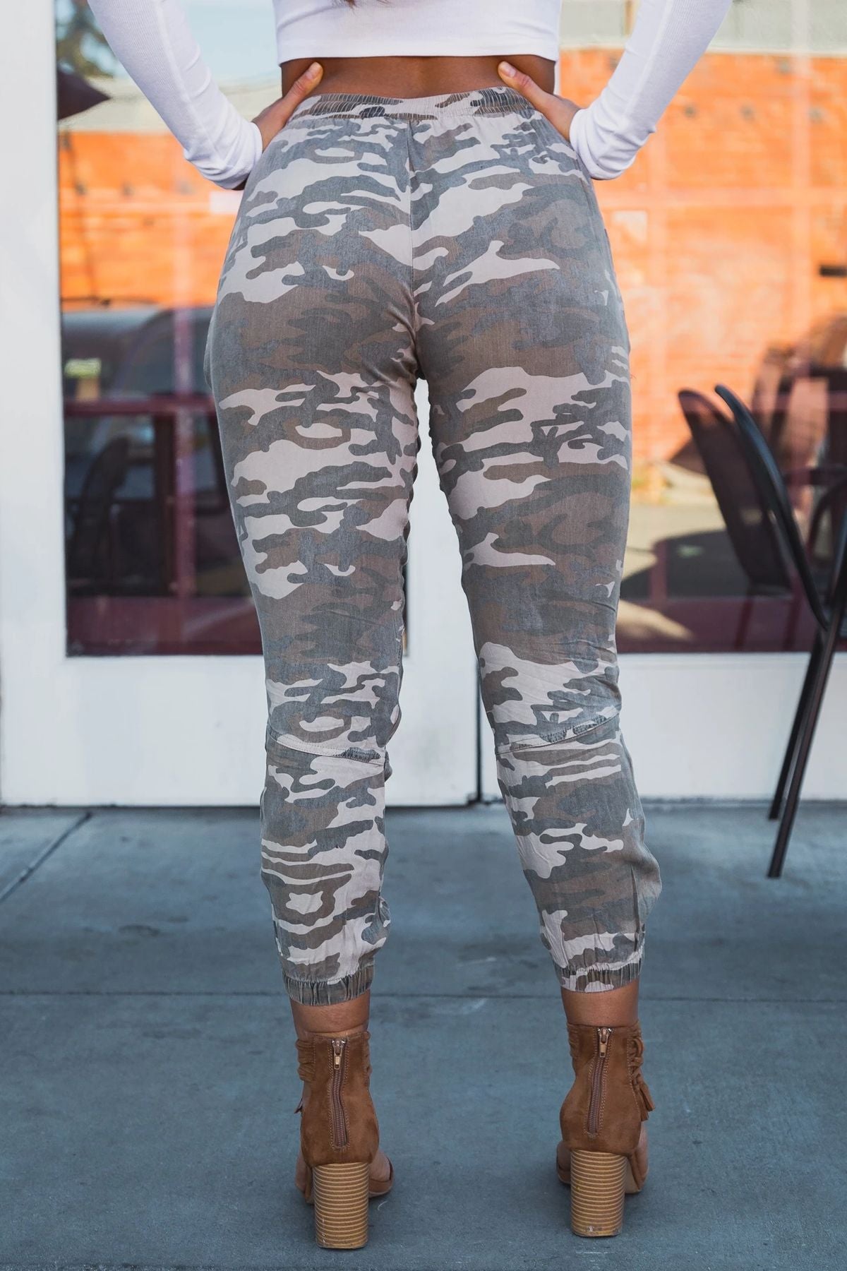 ELASTIC CAMOUFLAGE BOYFRIEND JEANS