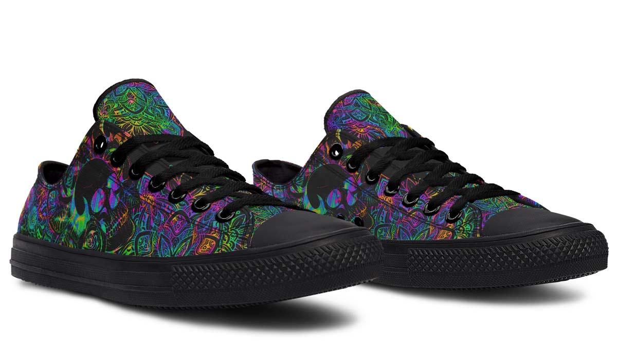 LOW TOPS SKULL PRINT DESIGN SHOES