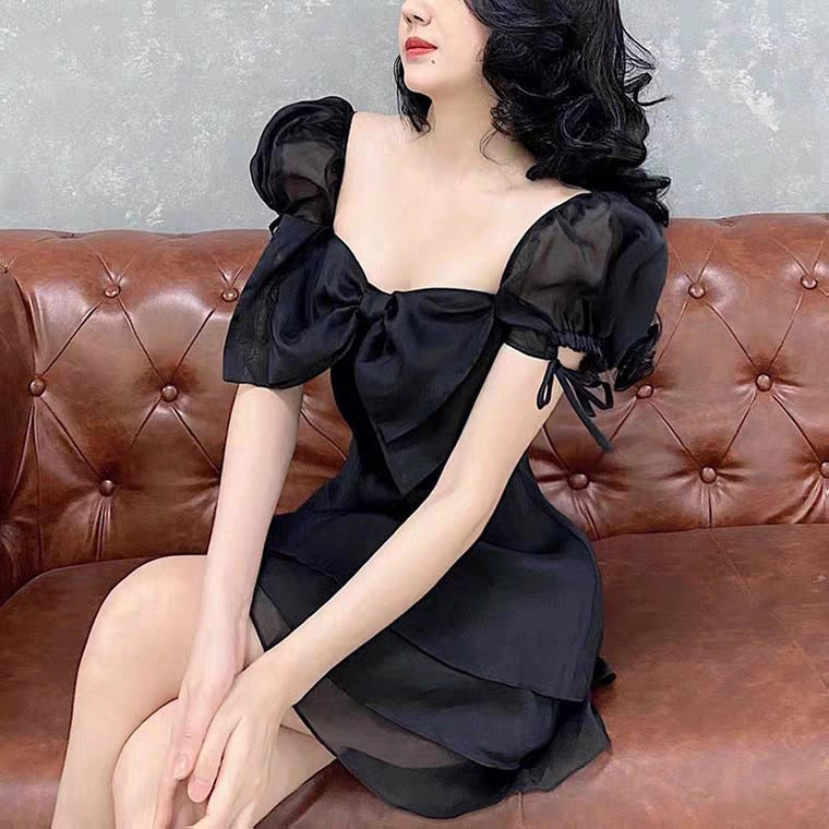 PUFF SLEEVE PLEATED MESH DRESS