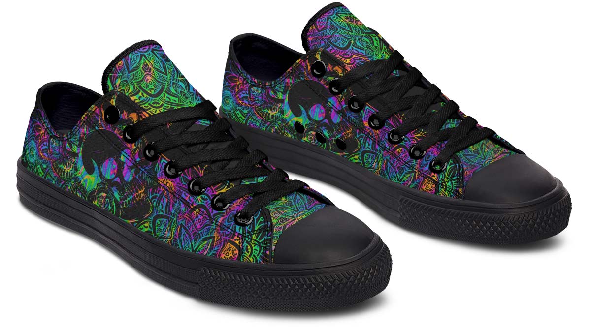 LOW TOPS SKULL PRINT DESIGN SHOES