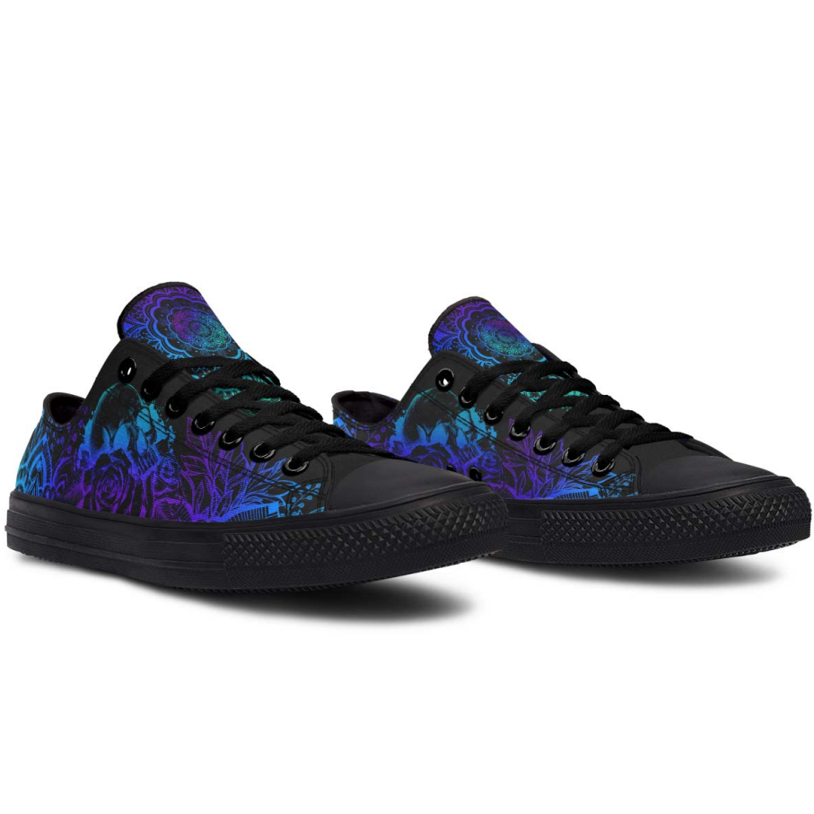 LOW TOPS SHOES