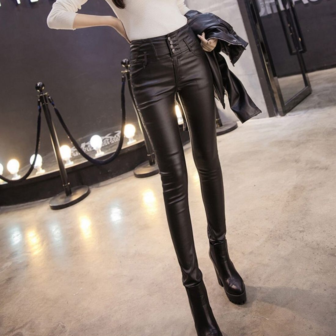 HIGH WAIST LEATHER PANTS