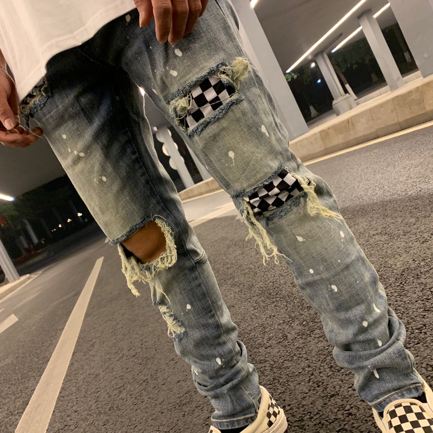 CHECK TORN STITCH JEANS