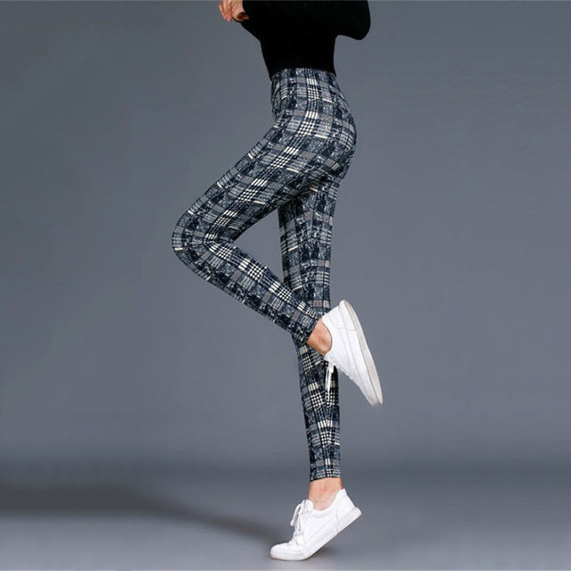 CHECKERED SKINNY PANTS