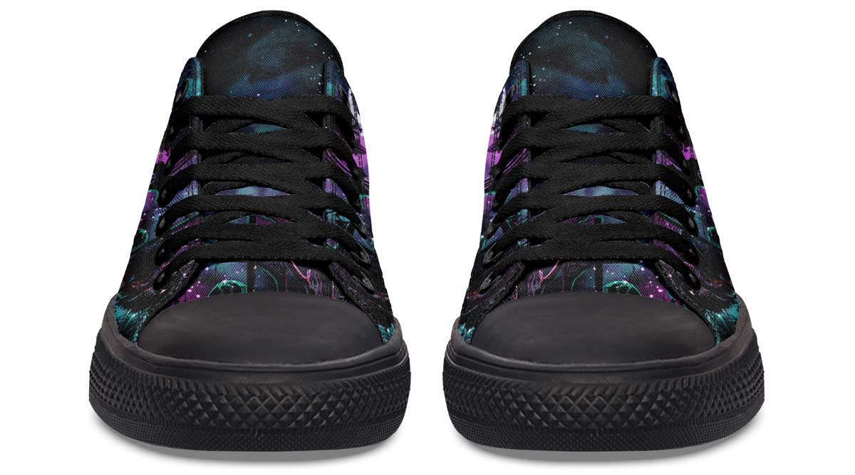 DEATH SKULL PRINT DESIGN SHOES
