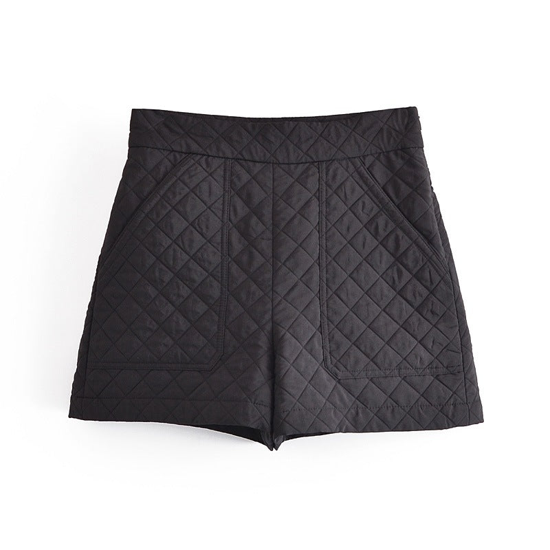 PUFF QUILTED QUARTER SHORTS