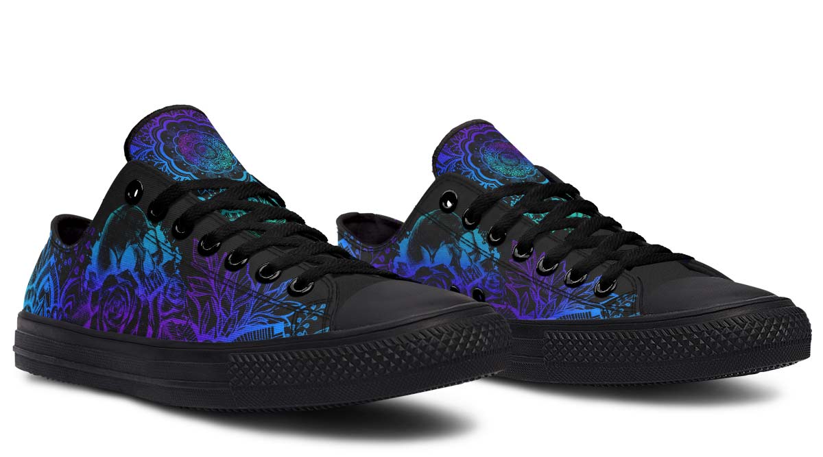 LOW TOPS SHOES