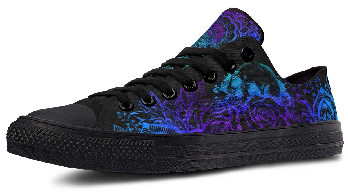 LOW TOPS SHOES