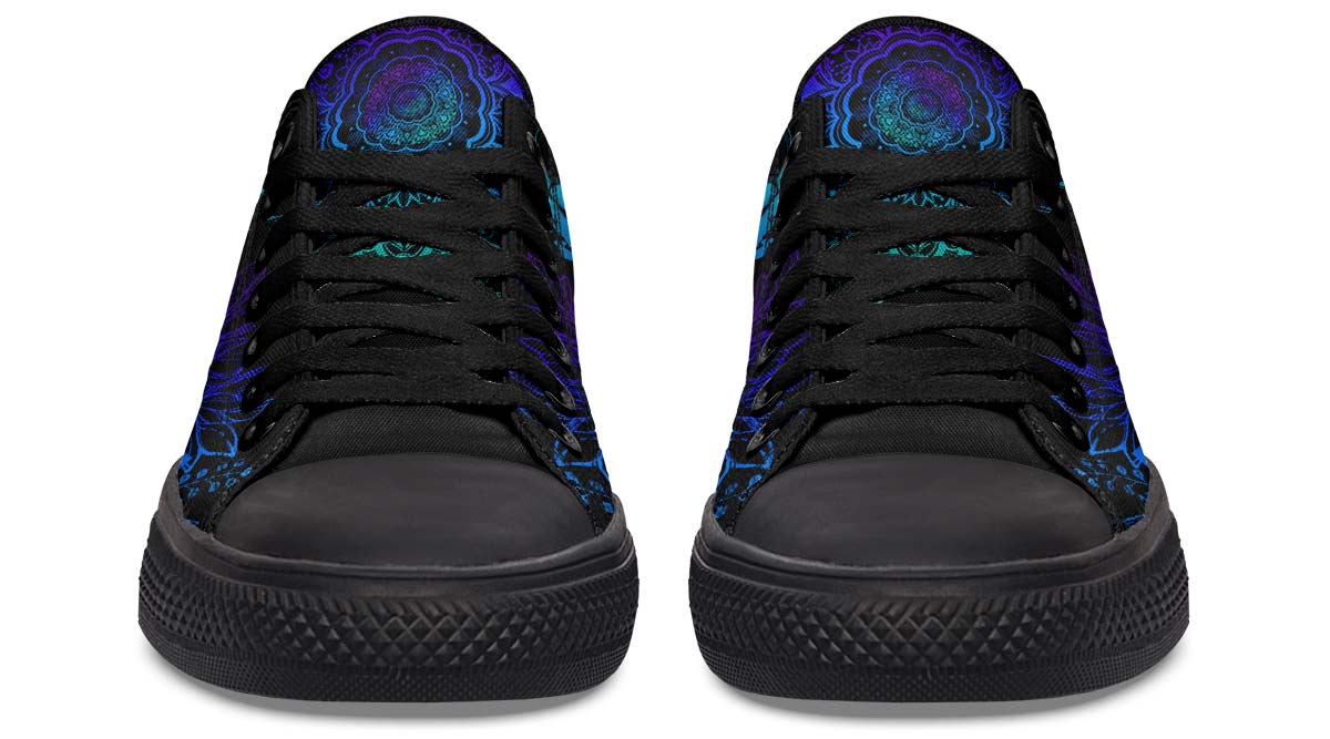 LOW TOPS SHOES