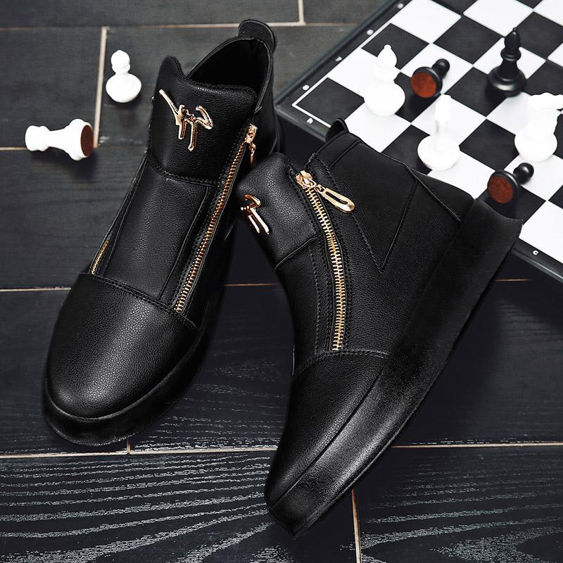 DESIGNER SNEAKERS
