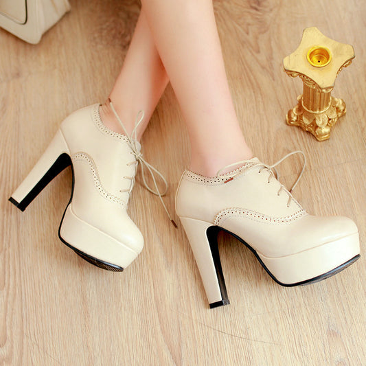 CHUNKY HEELED BOOTS